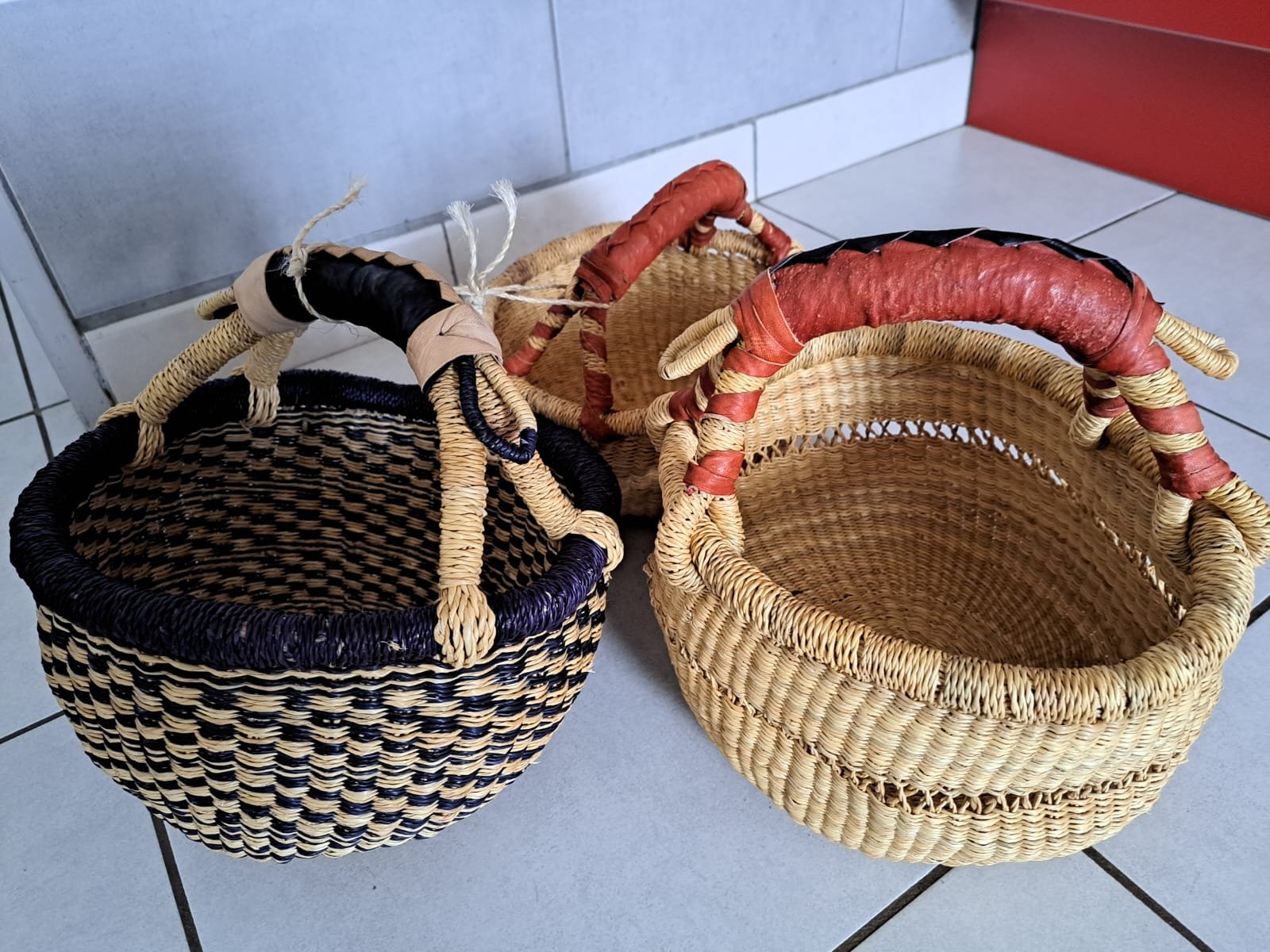Panier artisanal tressé